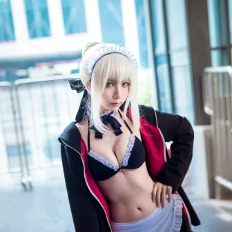 【海外コスプレイヤー】鋭利な視線で一突き　中国の迷失人形さんを受け止めたい