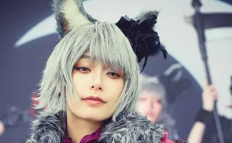 【写真】宇垣美里、念願の“ケモミミ“人狼コスプレ披露　息を呑む妖艶さ