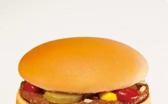 マクドナルド、ハンバーガーとチーズバーガーの値上げを発表