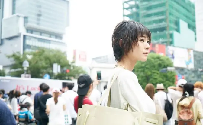 真木よう子、コミケ参加辞退 「軽い気持ちで参加を希望してしまった」