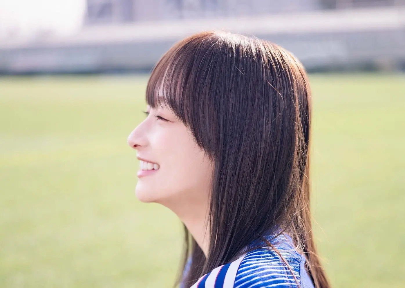 日向坂46 影山優佳、1st写真集発売「幸せなサプライズプレゼントになっ