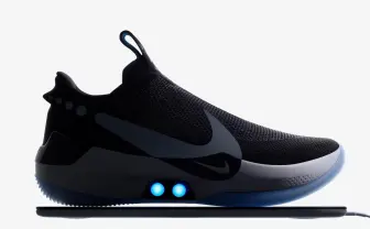またヤバい未来きた　Nikeが紐なし自動フィットのバスケスニーカー発売