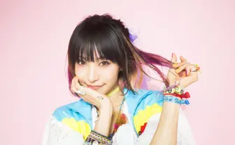 LiSA「この夏イチバンの応援歌ロック」最新MV公開 『ヒロアカ』ED曲でTOTALFATと共演