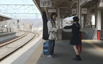 爆弾ジョニー×駅すぱあと！ 新生活を応援する動画が甘酸っぱい…