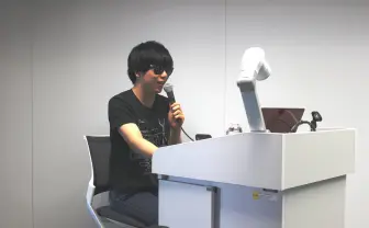 もこう、近畿大学オープンキャンパスに降臨 高校生にe-Sportsの未来を語る