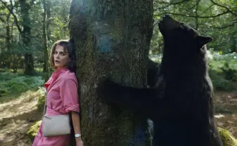 【写真11枚】最高にキマってるクマさん！ 米映画『コカイン・ベア』 日本上陸