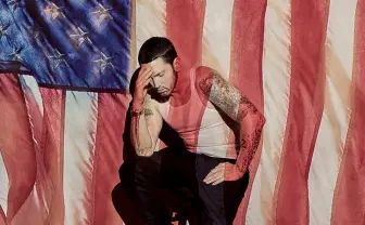 エミネムがトランプ元大統領に抗った理由「第2の人格」で得た名声と代償