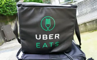 フードデリバリーの黒船「UberEATS」を試してみた! 気になる満足度は?