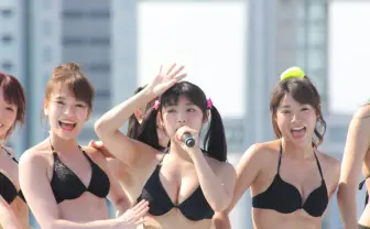 【TIF2017】グラビアユニットG☆Girls、眩しいビキニで悩殺!【写真】