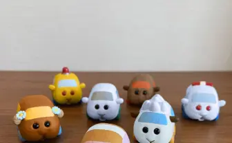 かわいすぎる『PUI PUI モルカー』手乗りソフビ これでずっと遊べちゃう