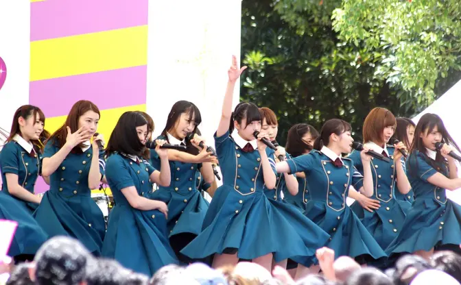 【TIF】欅坂46初登場！ 凛々しくも美しく「サイレントマジョリティー」披露