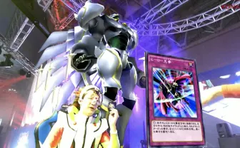 「遊戯王」世界大会に巨大ブラック・マジシャン乱入! ARデュエルやばすぎる