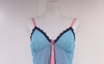 おそ松さんがランジェリーに！ 6つ子のキャミソールとかぼちゃパンツ