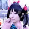 「ラブライブ！」より〝にこにー〟こと矢澤にこちゃんコスですね。