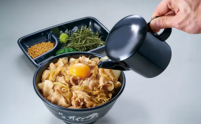 すた丼がひつまぶしに！ 新感覚の「すた丼まぶし」が夏バテに効きそう