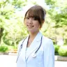 まいさんの「メディカル」制服姿
