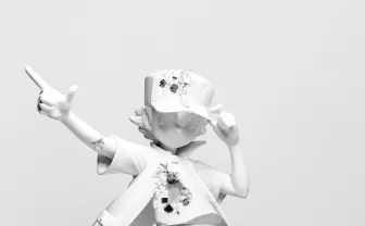 現代アーティスト ダニエル・アーシャム×ポケモンの展覧会 2mのブロンズ製巨大ピカチュウもすごい