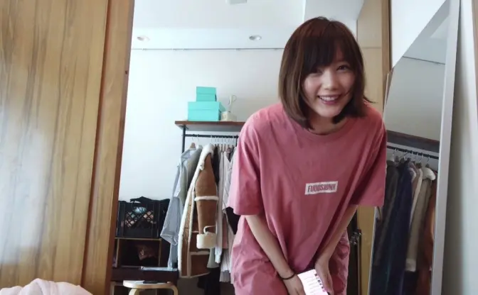 本田翼「ほんだのばいく」で春服コーデ披露　ちらっと見えるゲーム好きの顔