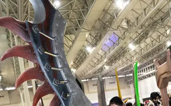 男のロマンが詰まった大剣、持ってみた！ 超会議の常連さんに突撃取材