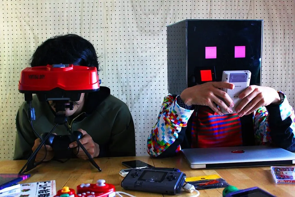 「ピーチ姫は美人なのか？」想像の余地残す“ドット絵”の可能性　たかくらかずき × m7kenji.jpg