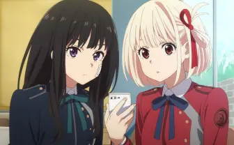 アニメ『リコリス・リコイル』は視聴者を逃さない 絶対に“観てしまう”画面づくり.jpg