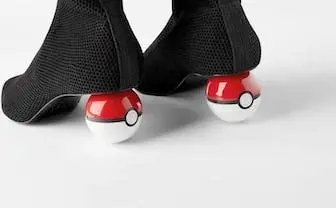 モンスターボールをヒールに　ZARAの冗談みたいなポケモンブーツ