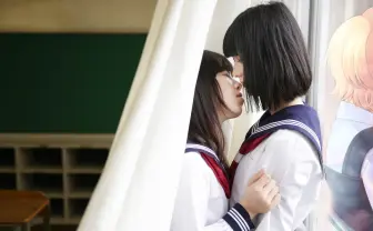 ヴィレヴァン「百合展」に雨隠ギド、長谷川圭佑ら 漫画家/写真家が集結