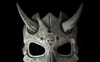 異形への憧れ「メカオニマスク」で実現 倉戸みとの傑作がヴィレヴァンに登場