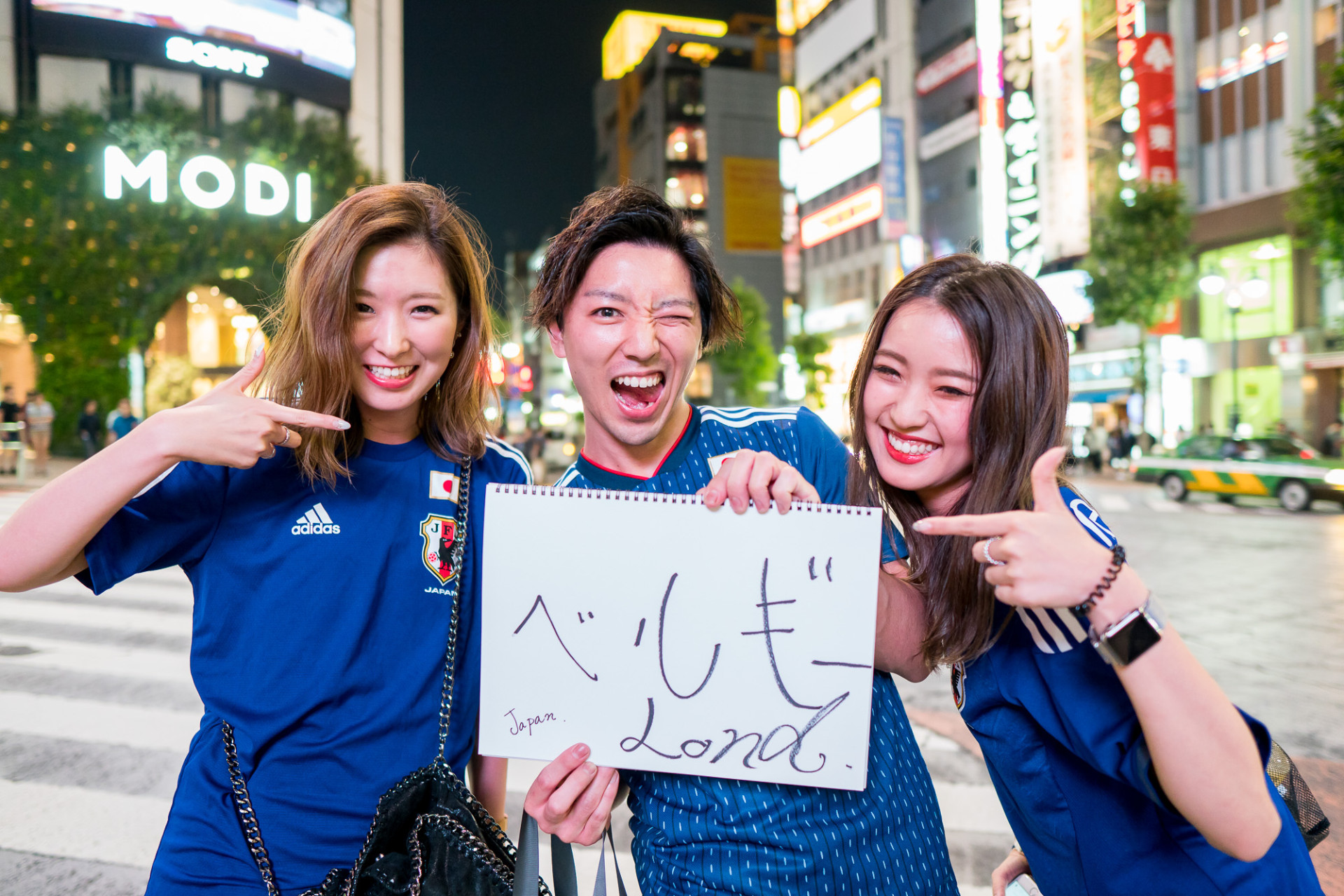 半端ないW杯優勝予想　渋谷のギャルやパリピ、外国人に聞いてみた.jpg
