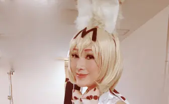 叶美香『けもフレ』コスプレが大人すぎぃ 「サーバルさん」とお呼びしても?