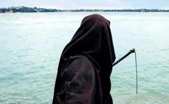 「死神の夏休み」 死神のキラキラインスタが映えるような背筋が凍るような