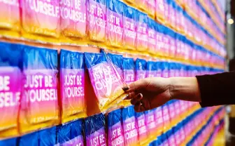 集英社『SPUR』渋谷109で生理用ナプキン配布　イメージキャラクターにCHAI