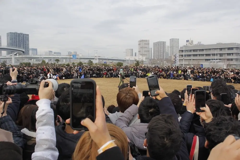コミケ97で「えなこりんぐ」に遭遇 新卒1年目の記者がえなこ撮影に挑戦.jpg