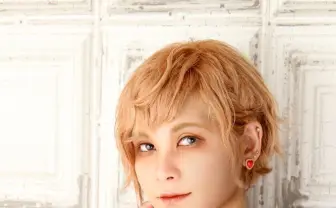 声優 ファイルーズあい『CONTINUE』表紙に登場 グラビア&インタビュー掲載