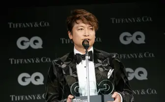 稲垣吾郎、草なぎ剛、香取慎吾が「GQ MEN OF THE YEAR 2017」に輝く