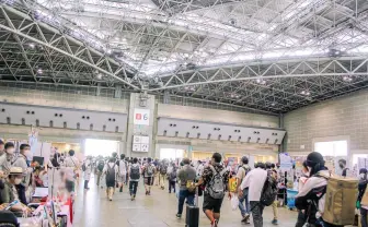 コミケ、アイマス島で聞く『モバマス』終了 ソシャゲ黎明期を駆け抜け大往生