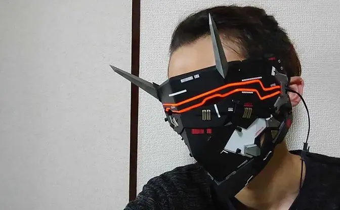 サイバーパンクな鬼の面　電脳空間で映えそう！