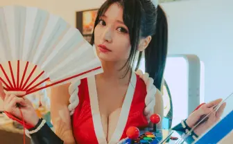 似鳥沙也加、コスプレで不知火舞 「全年齢対象」イベントで披露