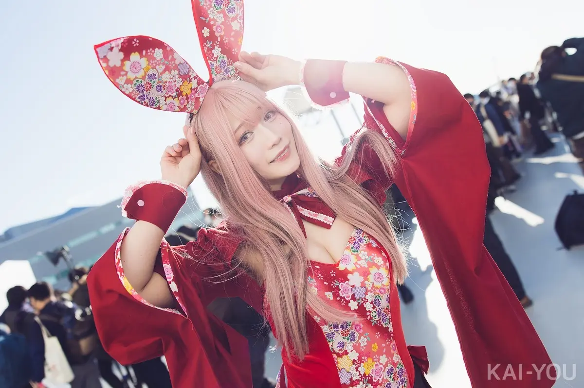 もはや縁起物! 篠原みなみの和装バニーコスプレでコミケ会場に光が差す.jpg