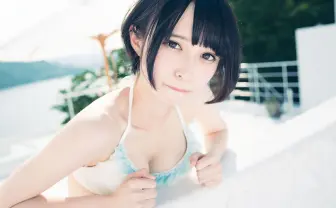 スレンダー美少女が脱いだらEカップ! 熊本の奇跡「つぶら」水着グラビア本邦初公開