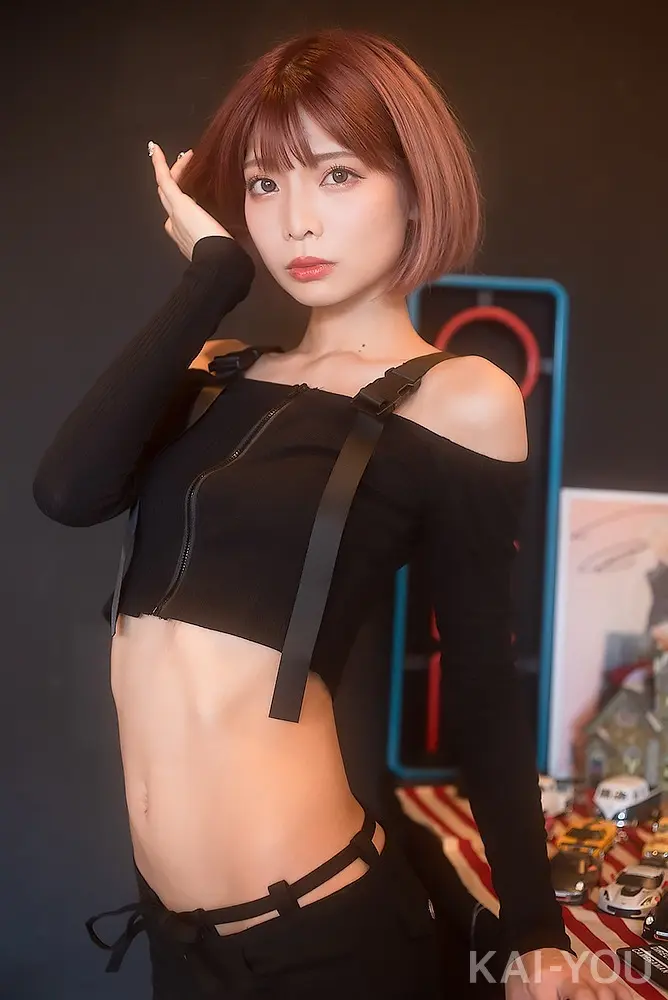 【写真】奇跡の8頭身は伊達じゃない　アイドル「米倉みゆ」の無防備に目を奪われる.jpg