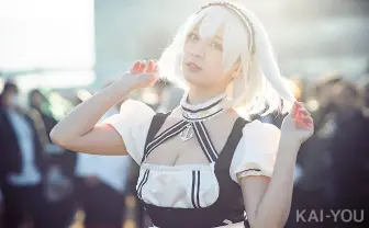 【コミケ97】中国人コスプレイヤー「yami」二次元超えボディで豊満メイド再現