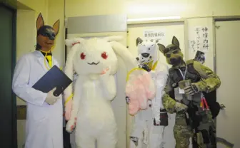 ナースにキュゥべえ! 超カオスな廃病院パーティー潜入レポ 仮装編