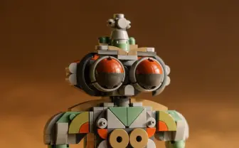 これが令和の土偶だ！ レゴで再現されたミステリアスなボディの丸み