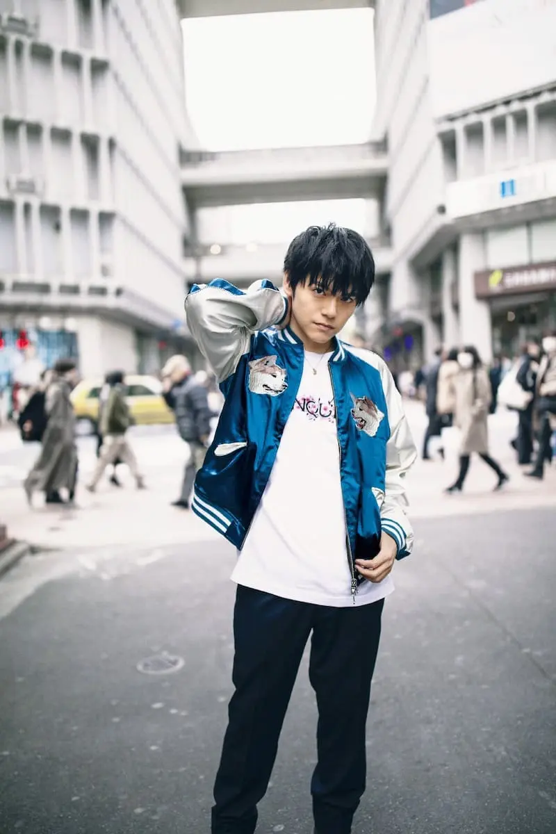 声優 内田雄馬とVANQUISHコラボ再び ハチ公刺繍のオリジナルスカジャン完成.jpg