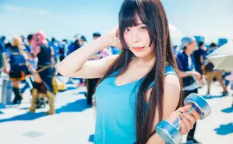 【写真】コミケ96 日差しより眩しい美女コスプレイヤー 熱い夏は続く