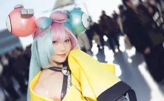 篠崎こころ、表情も魅力的なナンジャモコスプレ「露出じゃなくてかわいい感じに」