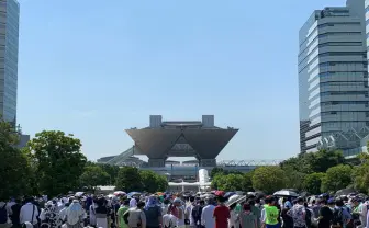 【コミケ96】史上初4日間、全日程参加レポ 企業、コスプレ、サークル、一般それぞれの声