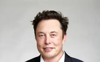 イーロン・マスク、TwitterのCEO退任示唆「引き受けてくれる愚かな人を見つけ次第」