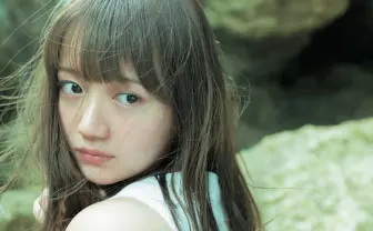 声優界随一の清楚系美少女 尾崎由香さん 1st写真集でピュアな初水着